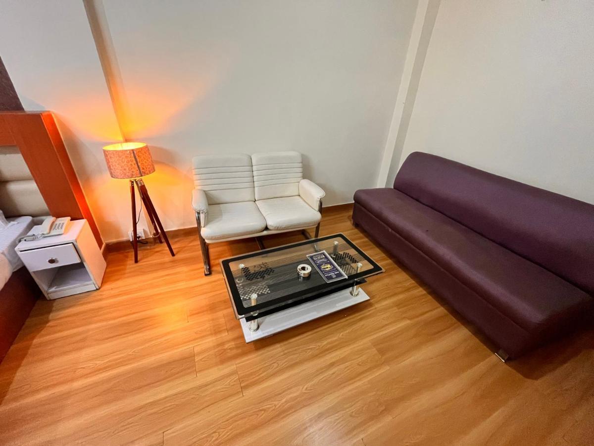 Oyster Pearl I Near Medanta Hospital I Sec-39 I Gurgaon Otel Dış mekan fotoğraf