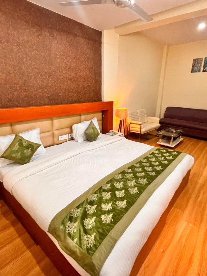 Oyster Pearl I Near Medanta Hospital I Sec-39 I Gurgaon Otel Dış mekan fotoğraf
