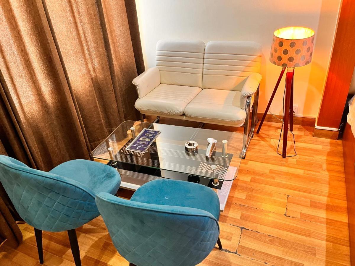 Oyster Pearl I Near Medanta Hospital I Sec-39 I Gurgaon Otel Dış mekan fotoğraf
