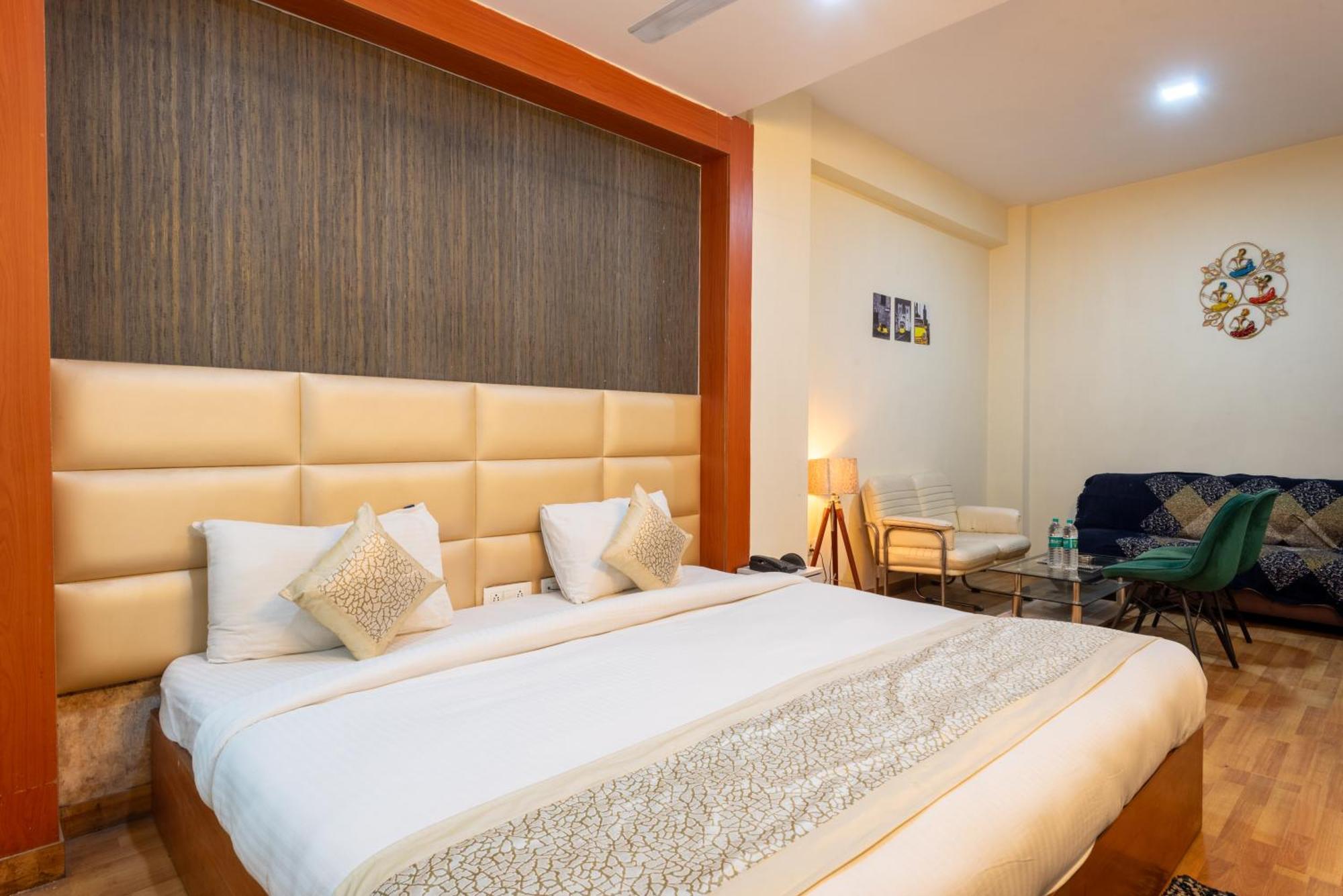 Oyster Pearl I Near Medanta Hospital I Sec-39 I Gurgaon Otel Dış mekan fotoğraf